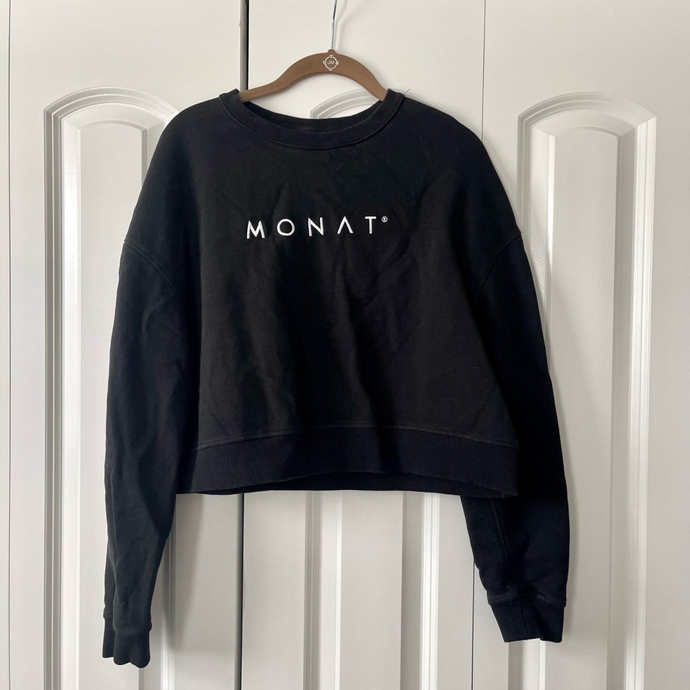 Crop top sweater